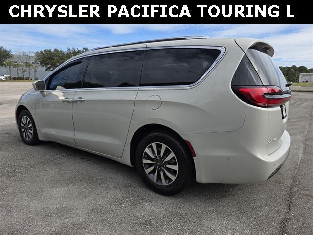 used 2021 Chrysler Pacifica car, priced at $27,987