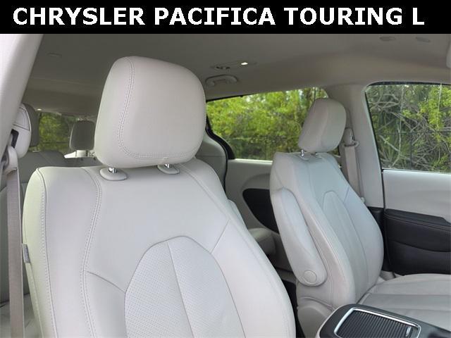 used 2021 Chrysler Pacifica car, priced at $27,987