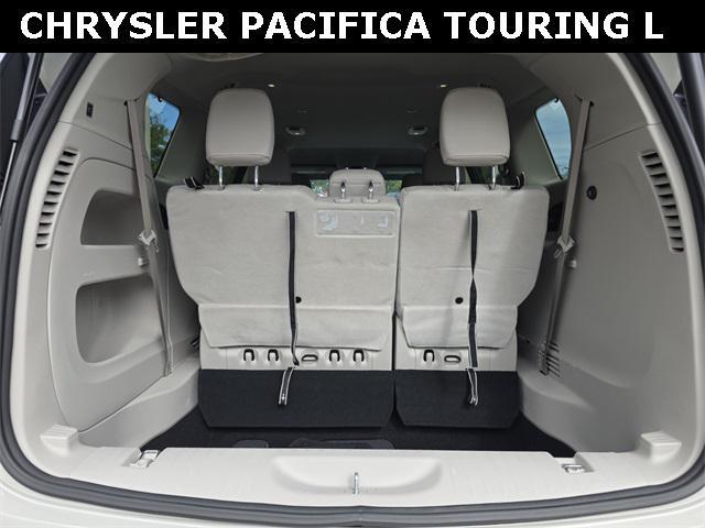 used 2021 Chrysler Pacifica car, priced at $27,987