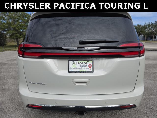 used 2021 Chrysler Pacifica car, priced at $27,987
