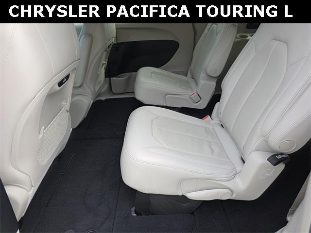 used 2021 Chrysler Pacifica car, priced at $27,987