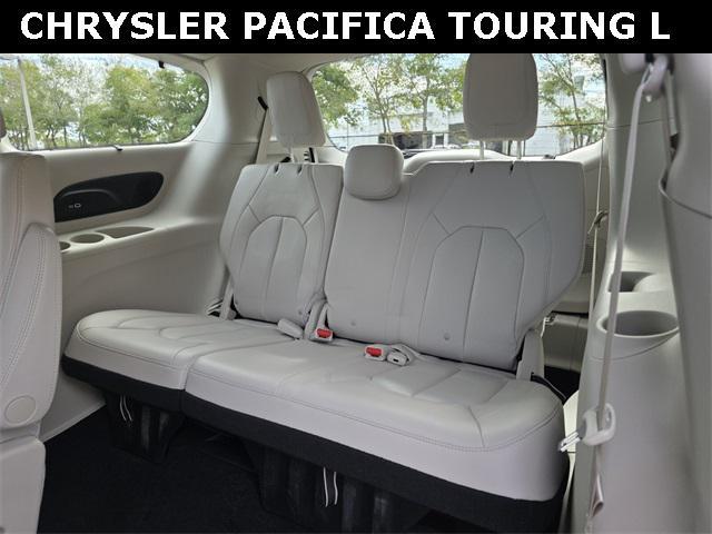 used 2021 Chrysler Pacifica car, priced at $27,987