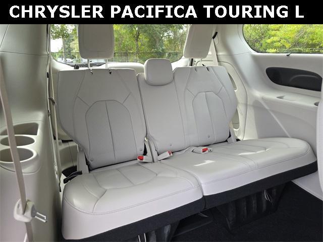used 2021 Chrysler Pacifica car, priced at $27,987