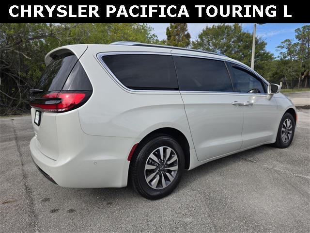 used 2021 Chrysler Pacifica car, priced at $27,987