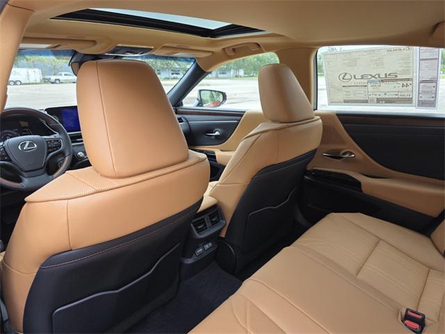 new 2025 Lexus ES 300h car, priced at $53,439
