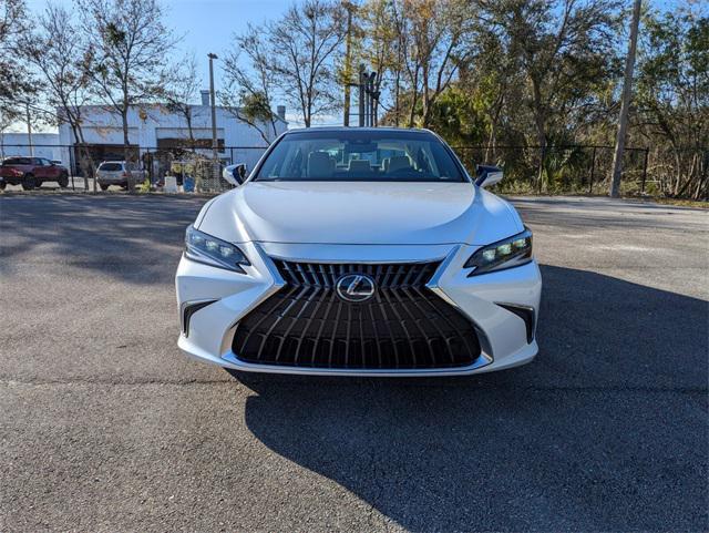 new 2025 Lexus ES 350 car, priced at $55,829