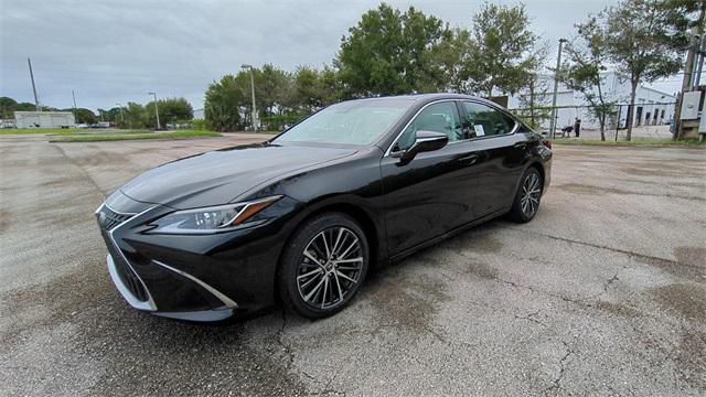 new 2025 Lexus ES 350 car, priced at $47,544