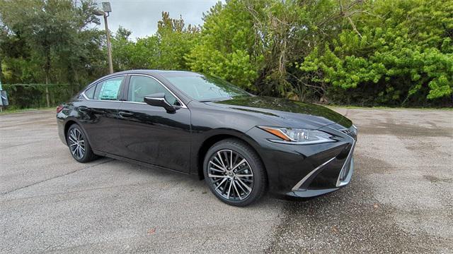 new 2025 Lexus ES 350 car, priced at $47,544