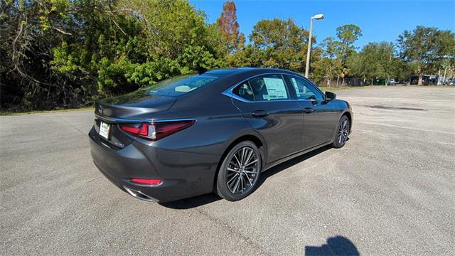 new 2025 Lexus ES 350 car, priced at $49,884