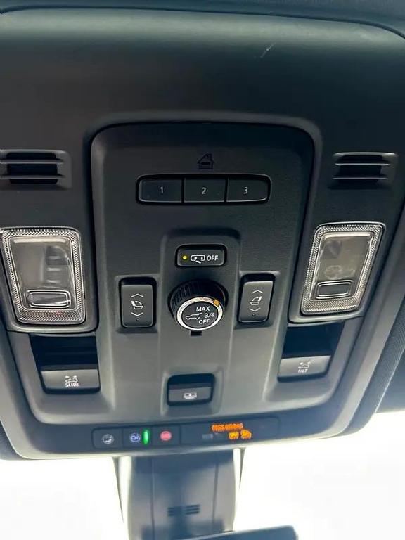 used 2021 Chevrolet Tahoe car, priced at $48,995