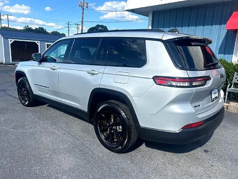 used 2024 Jeep Grand Cherokee L car, priced at $29,995