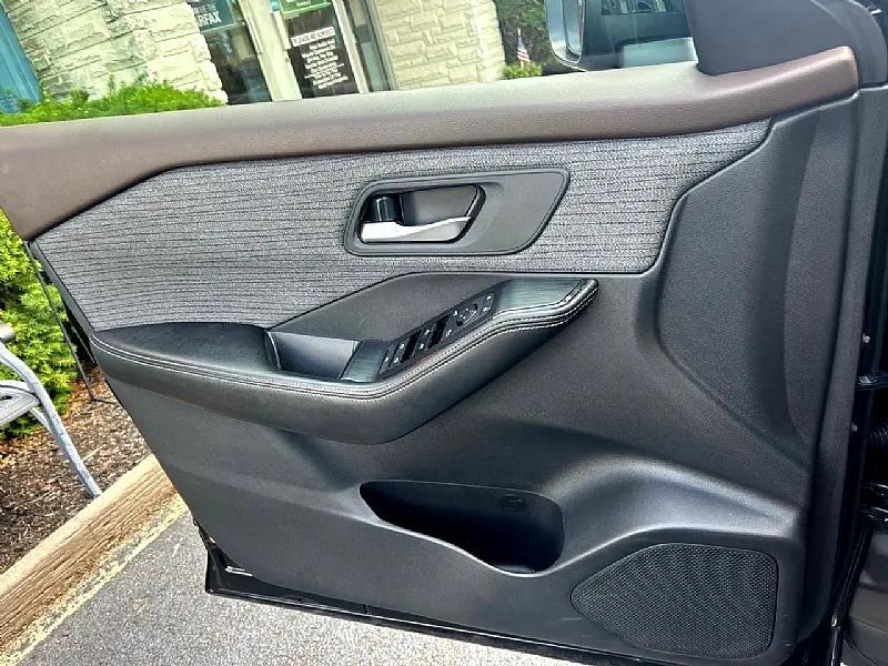 used 2021 Nissan Rogue car, priced at $24,995