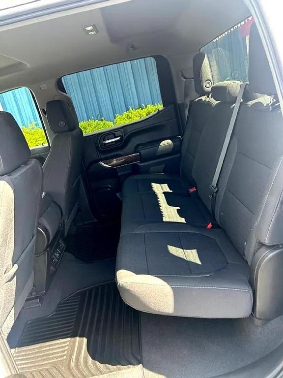 used 2022 GMC Sierra 1500 car, priced at $35,995