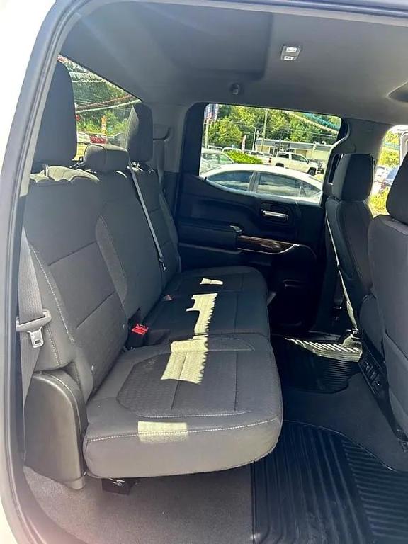 used 2022 GMC Sierra 1500 car, priced at $35,995