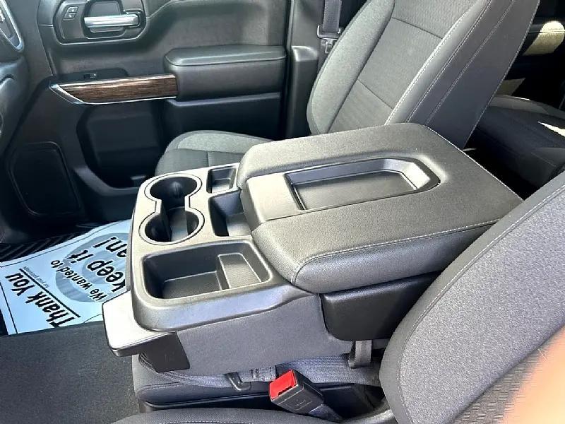 used 2022 GMC Sierra 1500 car, priced at $35,995