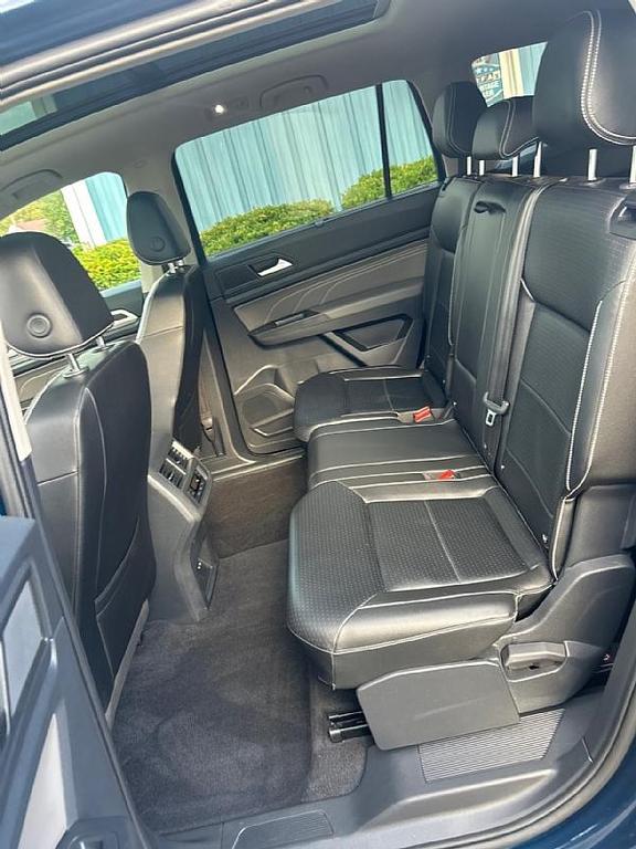 used 2022 Volkswagen Atlas car, priced at $29,995