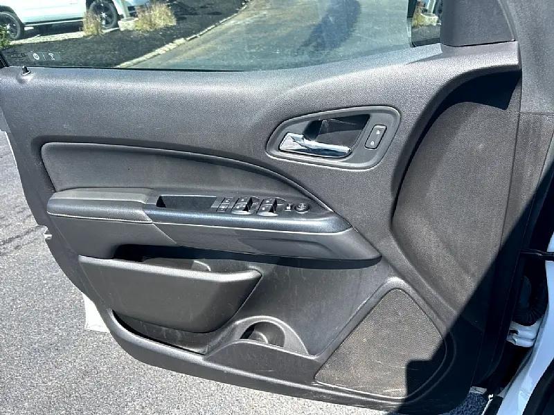 used 2021 GMC Canyon car, priced at $24,995