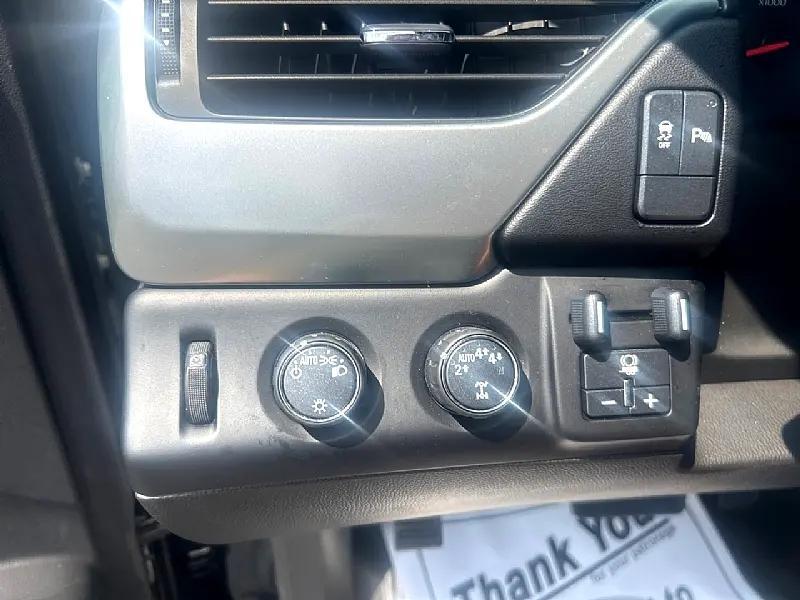 used 2018 Chevrolet Suburban car, priced at $24,995