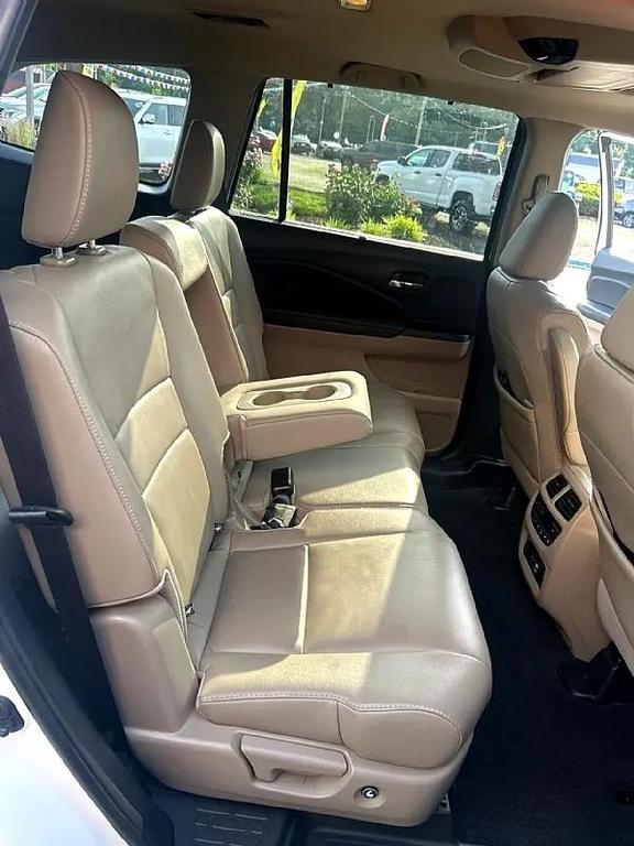 used 2020 Honda Pilot car, priced at $26,995