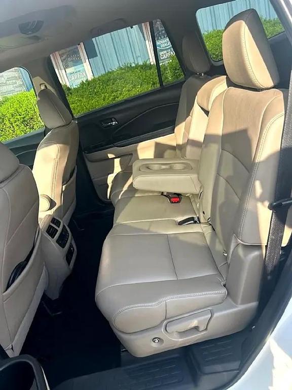 used 2020 Honda Pilot car, priced at $26,995