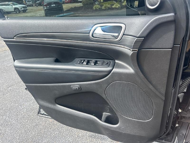 used 2020 Jeep Grand Cherokee car, priced at $25,995