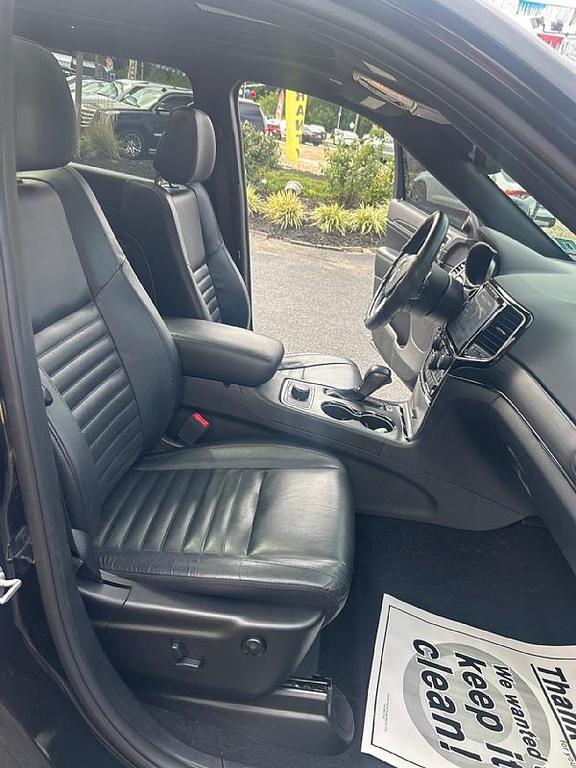 used 2020 Jeep Grand Cherokee car, priced at $25,995