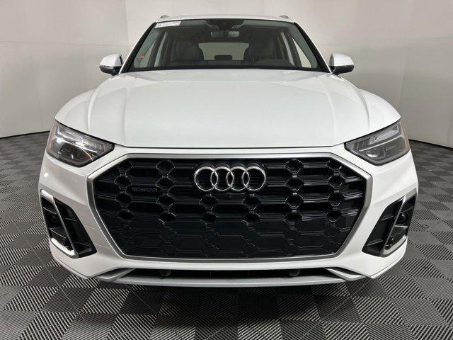 new 2025 Audi Q5 car, priced at $63,981