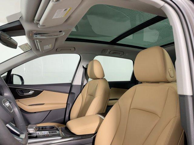 used 2023 Audi Q7 car, priced at $40,999