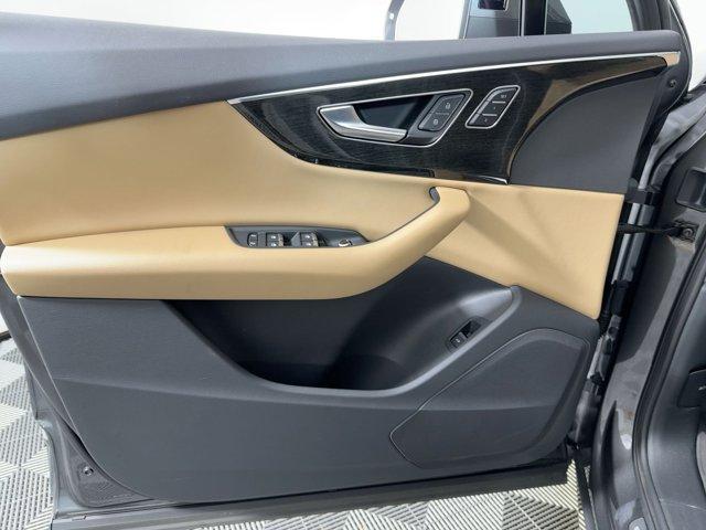 used 2023 Audi Q7 car, priced at $40,999