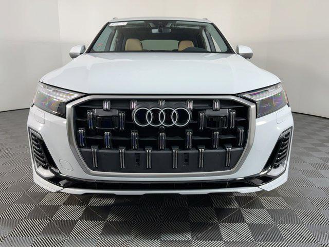 new 2025 Audi Q7 car, priced at $71,891