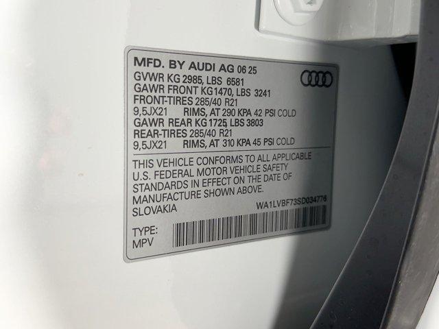 new 2025 Audi Q7 car, priced at $71,891