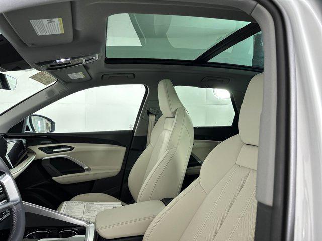 new 2025 Audi Q5 car, priced at $61,191