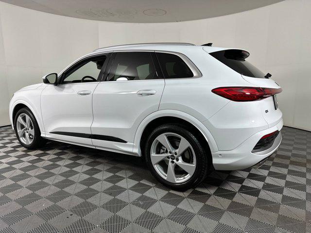 new 2025 Audi Q5 car, priced at $61,191
