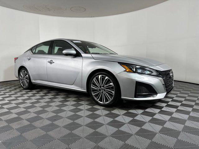 used 2023 Nissan Altima car, priced at $20,998