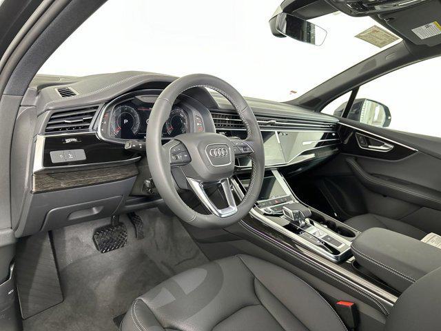 new 2025 Audi Q7 car, priced at $74,281