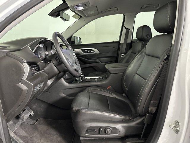 used 2021 Chevrolet Traverse car, priced at $26,486