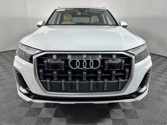 new 2025 Audi Q7 car, priced at $62,032