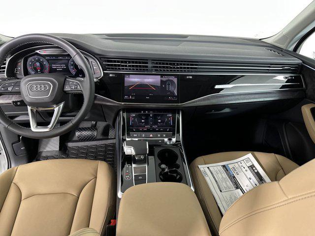 new 2025 Audi Q7 car, priced at $62,032