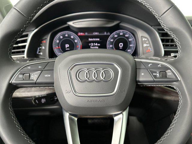 new 2025 Audi Q7 car, priced at $62,032