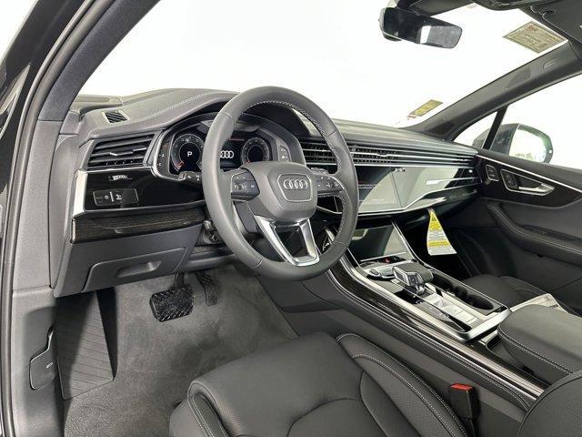 new 2025 Audi Q7 car, priced at $77,982