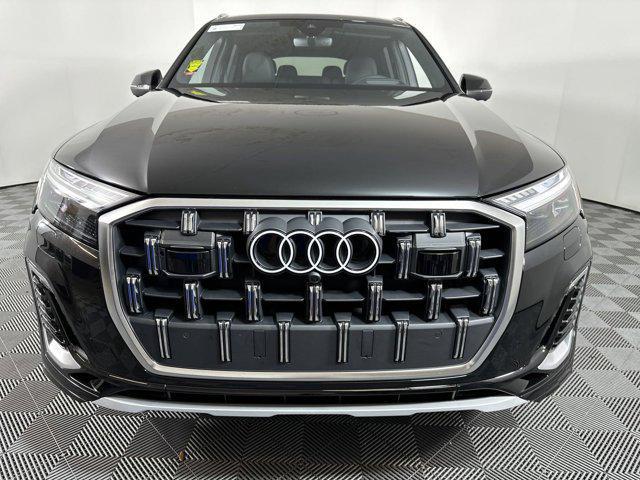 new 2025 Audi Q7 car, priced at $74,582