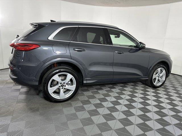 new 2025 Audi Q5 car, priced at $60,971