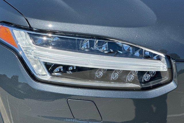 used 2021 Volvo XC90 Recharge Plug-In Hybrid car, priced at $33,999