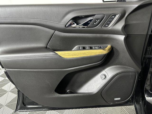used 2019 GMC Acadia car, priced at $24,499