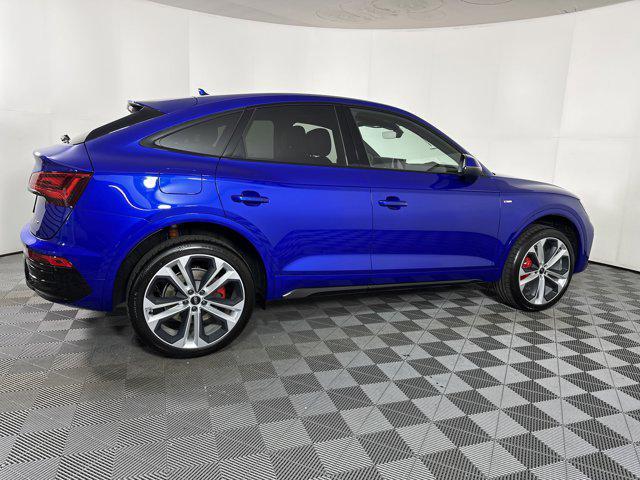 new 2025 Audi Q5 car, priced at $60,391