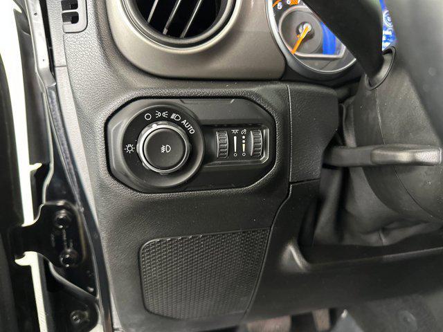 used 2021 Jeep Wrangler Unlimited car, priced at $27,998