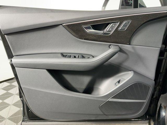 used 2025 Audi Q7 car, priced at $58,999