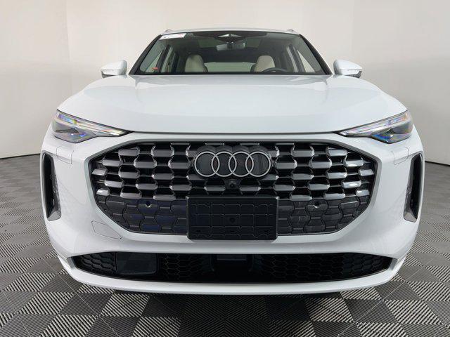 new 2025 Audi Q5 car, priced at $59,011