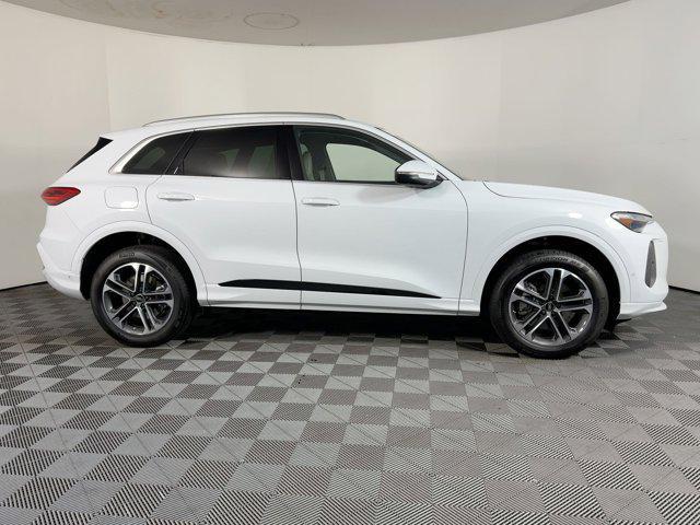 new 2025 Audi Q5 car, priced at $59,011