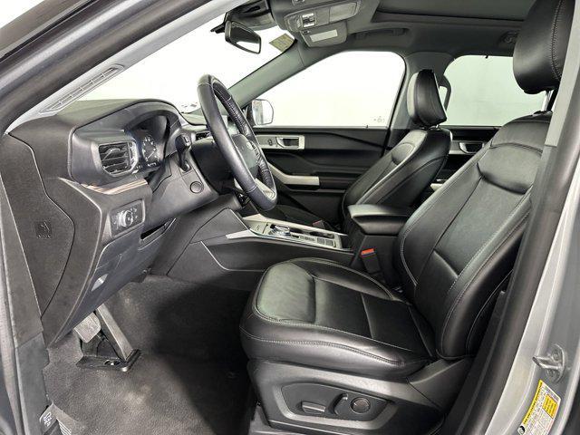 used 2022 Ford Explorer car, priced at $27,498